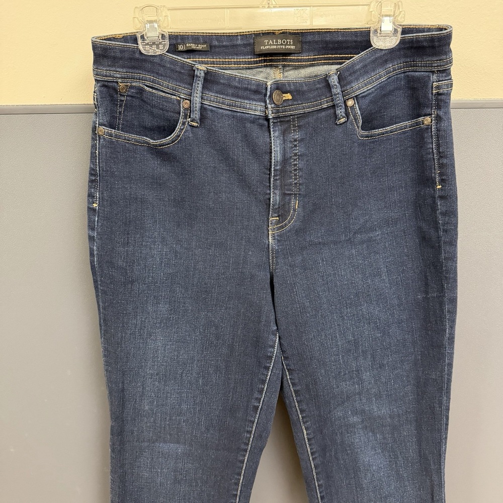 Talbots Barely Boot Jeans Women's Size 10 Dark Wash Waist 32 Inseam 31 - Picture 3 of 10